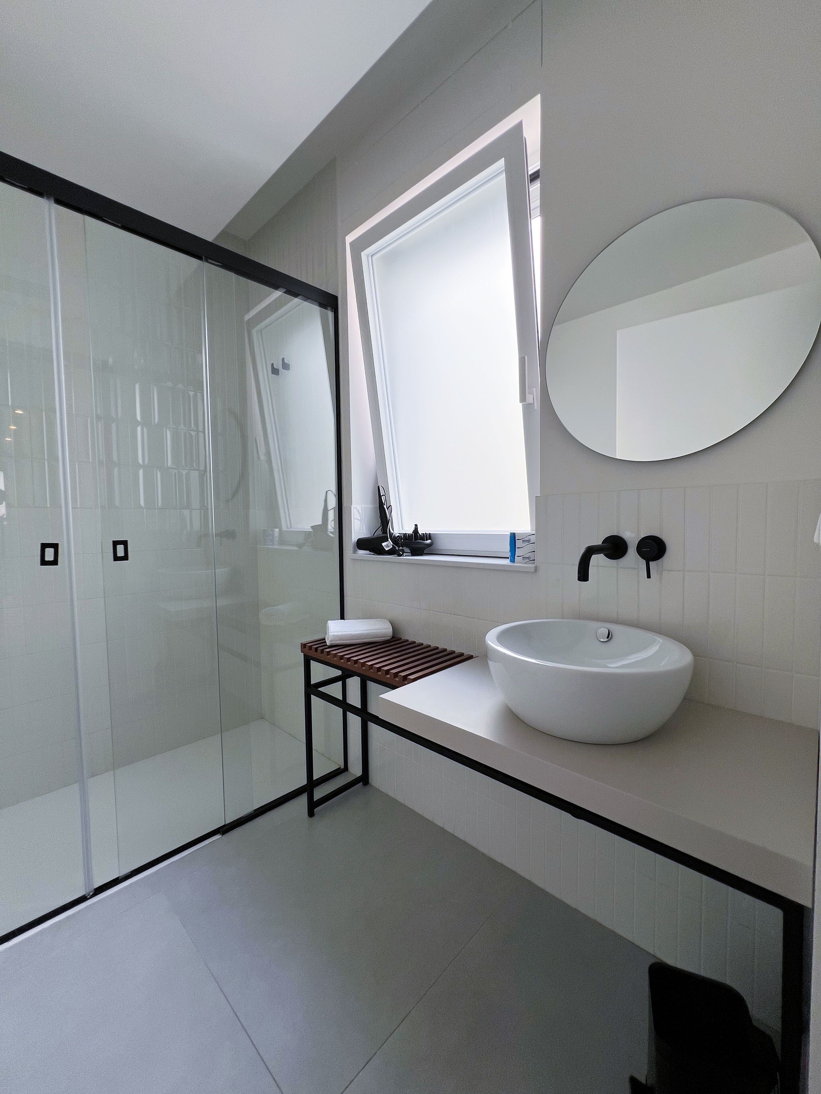 Classic Room | Desk, free WiFi