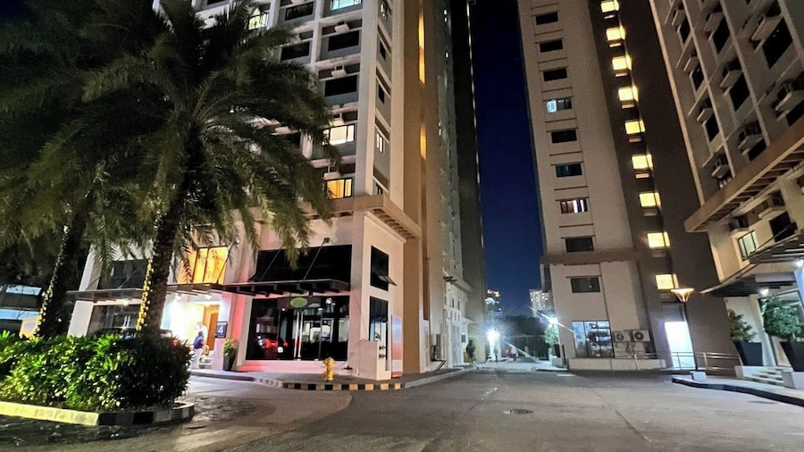 Alabang Staycation Sucat