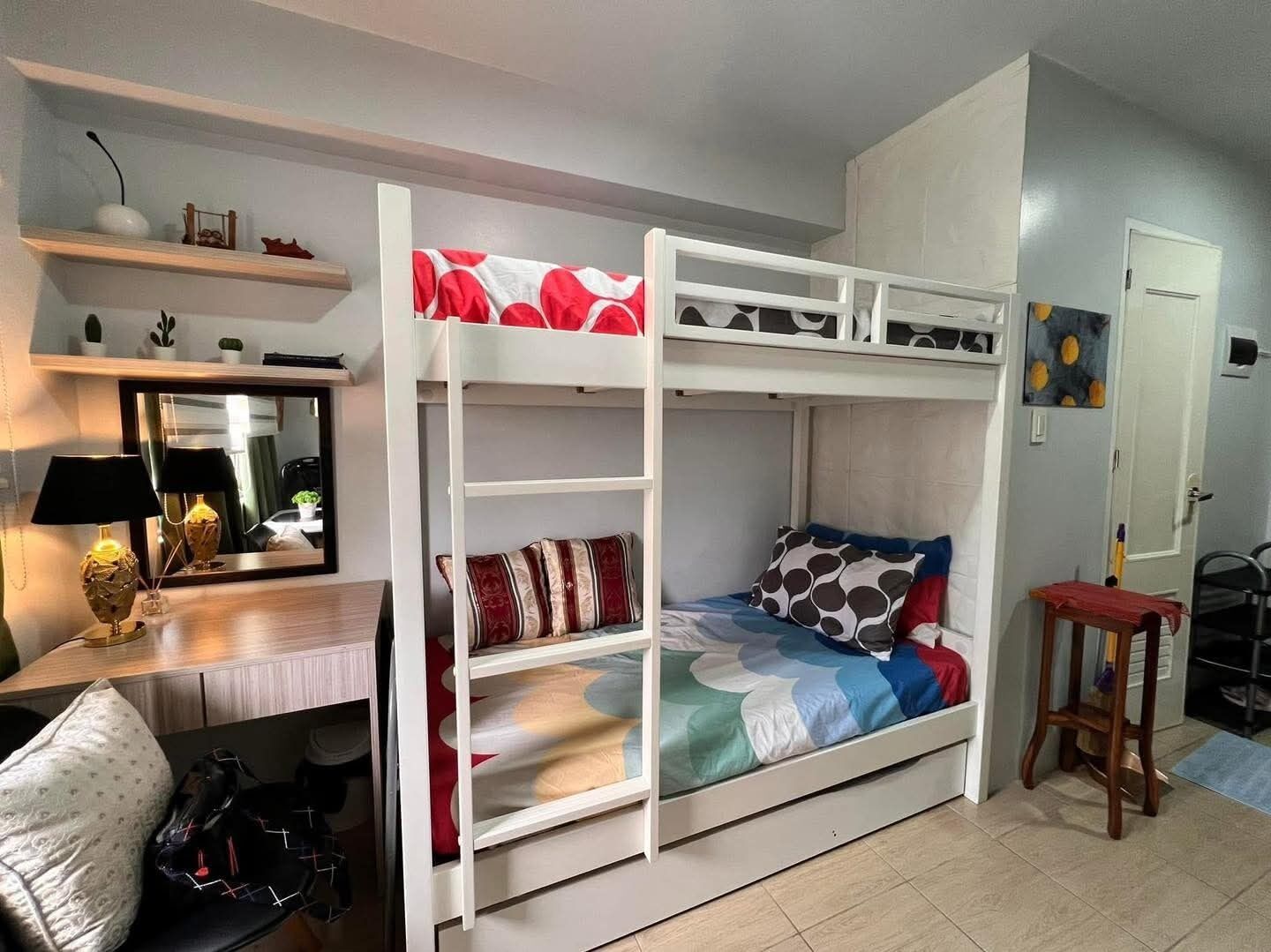 1 bedroom, desk, laptop workspace, free WiFi