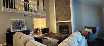 Charming 3-bedroom house with AC, WiFi in beautiful Charleston