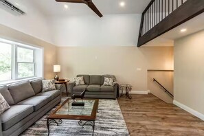 TV, fireplace, DVD player