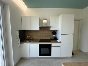 Private kitchen - BED&BIKEROME ANCIENT GALERIA 2 (Lazio)