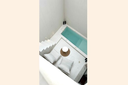 Poolside Paradise in Puglia - The Sweet of Lecce