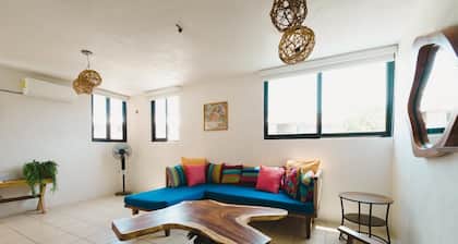 5 min from city center get away condo