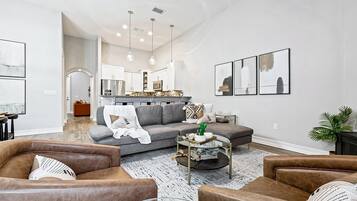 Nhà (3 Bedrooms) | Khu phòng khách