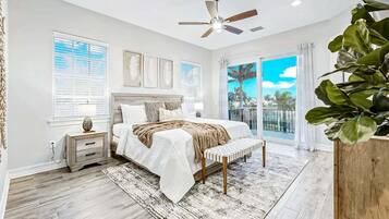 3 bedrooms, iron/ironing board, bed sheets