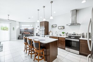 Fridge, microwave, oven, stovetop - 148 Mediterranean Way (Indian Harbour Beach)