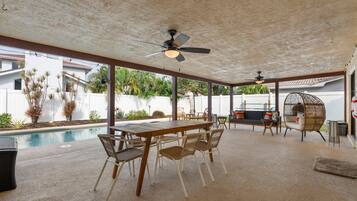 House (3 Bedrooms) | Front of property