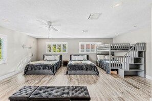 House (5 Bedrooms) | 5 bedrooms, iron/ironing board, free WiFi, bed sheets