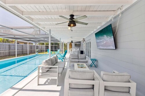 4880 N Banana River
