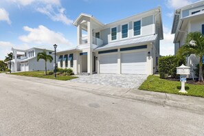 House (4 Bedrooms) | Interior - 132 Ocean Estates Dr (Fort Pierce)