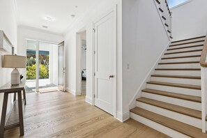 Interior entrance - 132 Ocean Estates Dr (Fort Pierce)