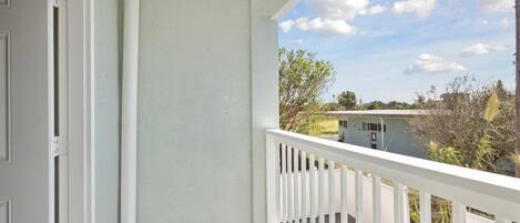 Villa (3 Bedrooms) | Balcon