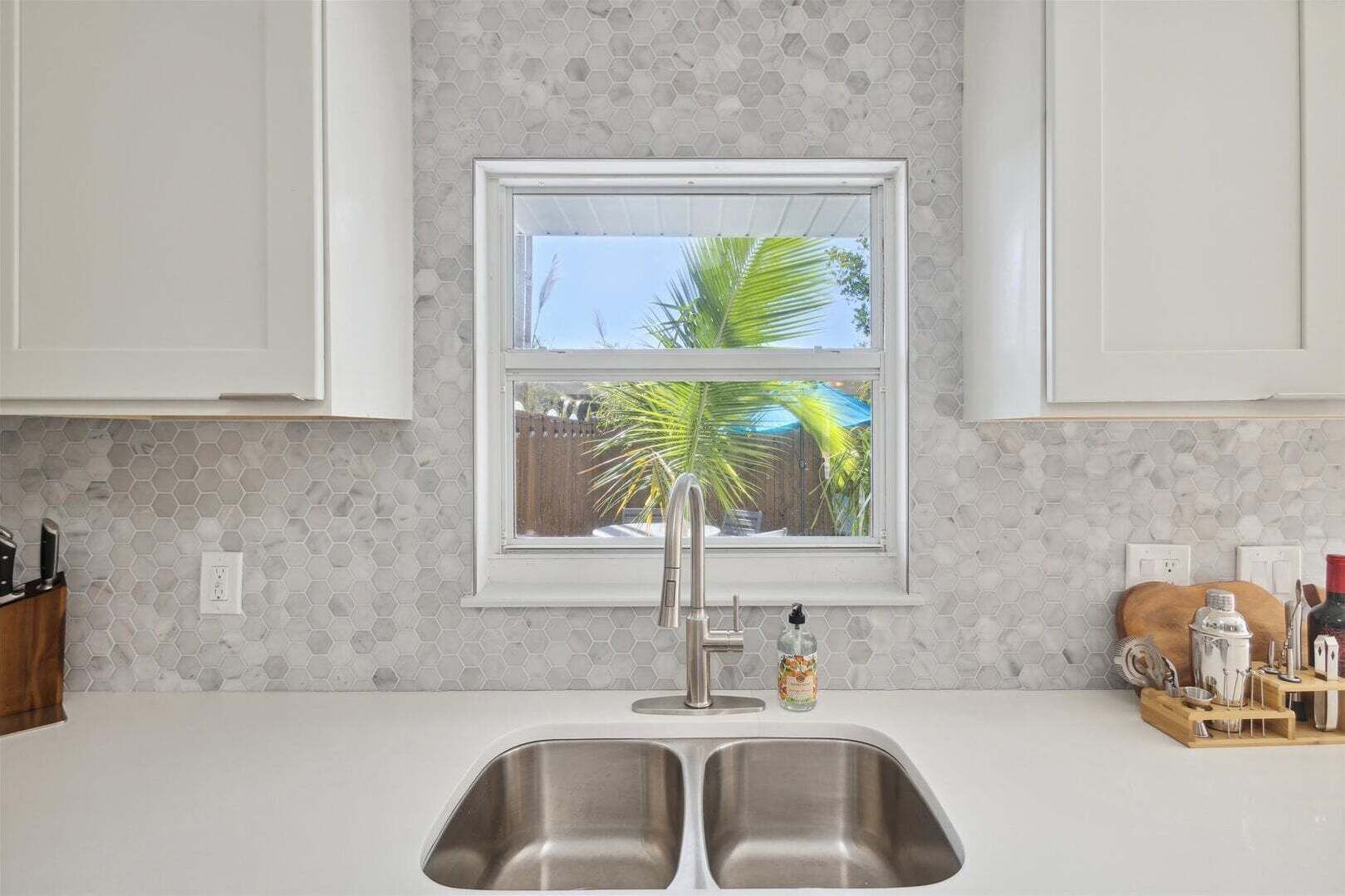 Fridge, microwave, oven, ice maker
