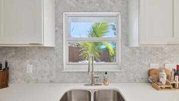 Fridge, microwave, oven, ice maker