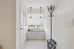 Interior - 307 Brightwaters Dr (Cocoa Beach)