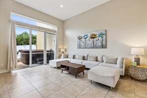 Interior - 110 Mediterranean Way (Indian Harbour Beach)