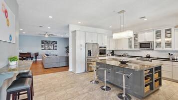 Villa (4 Bedrooms) | Intérieur