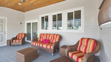 Villa (4 Bedrooms) | Interior