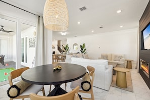 Casa (Multiple Bedrooms) | Interni