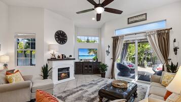 Villa (3 Bedrooms) | Front of property