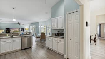 House (3 Bedrooms) | Bahagian dalam