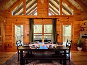 Dining - Mountain Hideaway - Hot Tub, Fire Pit, Close to Town (Ellijay)