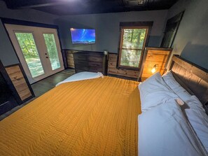 3 間睡房、熨斗/熨衫板、免費 Wi-Fi、床單