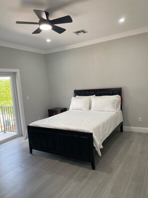 2 chambres, fer et planche Ă repasser, Wi-Fi, literie fournie