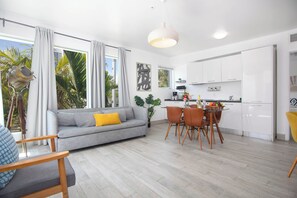 Basic Apartment | Living area | LCD TV