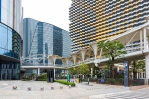 Unclassified image, 5 of 9, button - Zhuhai Hengqin Yuyue Apartment (Zhuhai)