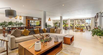 New 3 Bedroom Luxury Condo.