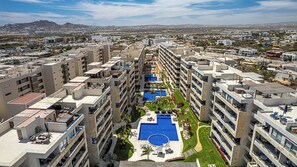 Exterior - New 3 Bedroom Luxury Condo. (Cabo San Lucas)