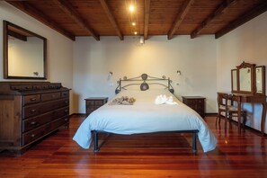 3 Schlafzimmer, Bügeleisen/Bügelbrett, kostenloses WLAN, Bettwäsche