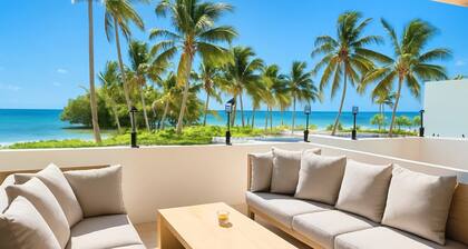 Upscale 2 bedroom beach front Villa