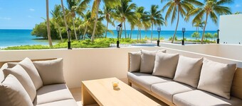 Upscale 2 bedroom beach front Villa