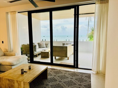 Upscale 2 bedroom beach front Villa