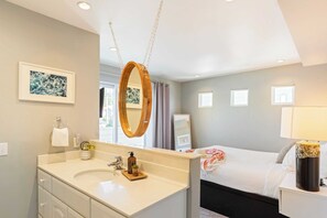 House (4 Bedrooms) | Interior - Cayucos Duo 2 Bungalows w/ Views & Lounge Space Pet Friendly (Cayucos)