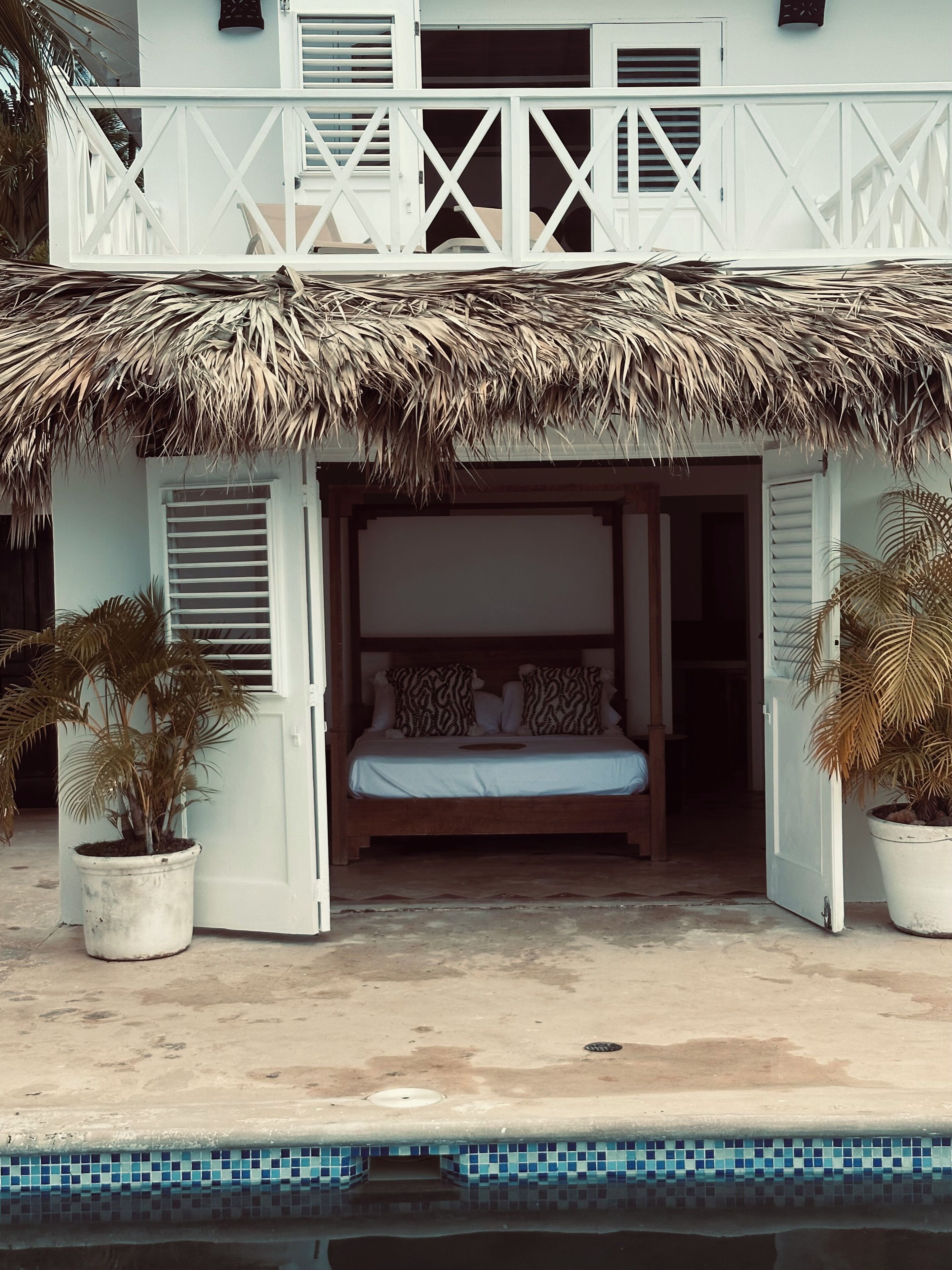 Comfort Double Room, Non Smoking, Sea View | Minibar, bed sheets