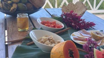 Petit déjeuner continental compris tous les jours