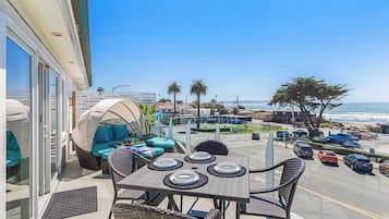 House (6 Bedrooms) | Interior