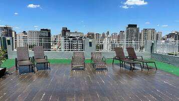 Apartment | Terrace/patio