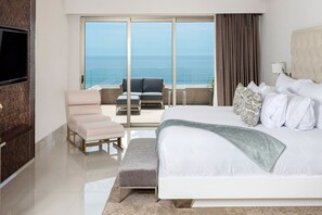 4 bedrooms, WiFi - 5 Diamond 4 Bedroom Penthouse (Cabo San Lucas)
