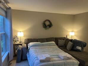 4 soverom, strykejern/-brett, wi-fi og sengetøy