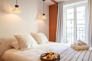4 chambres, fer et planche à repasser, Wi-Fi, draps fournis