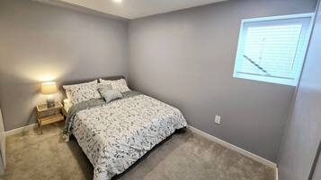 2 chambres, fer et planche à repasser, accès au Wi-Fi (inclus)