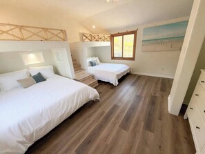 5 chambres, fer et planche à repasser, lit parapluie, Wi-Fi gratuit