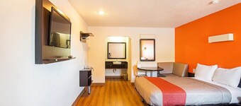 Economy Hotel Kansas City