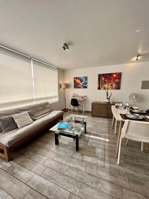 컴포트 아파트 | 거실 공간