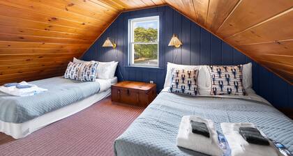 Lobster Trap Getaway - 5-Min Walk to the Beach